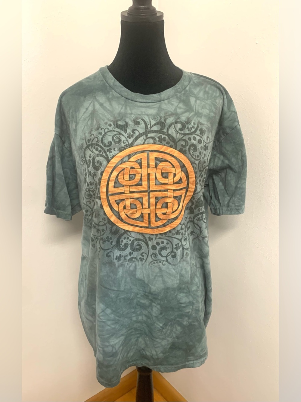 The Mountain Celtic tee